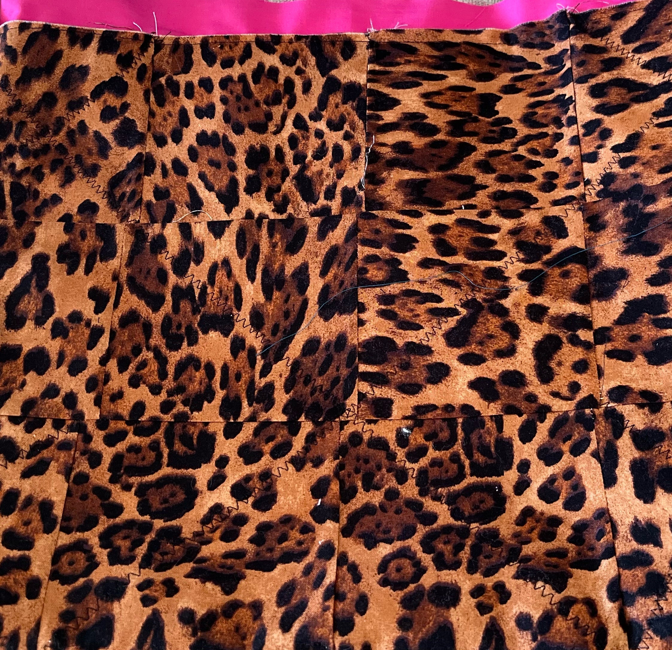Hot Leopard Tote Bag